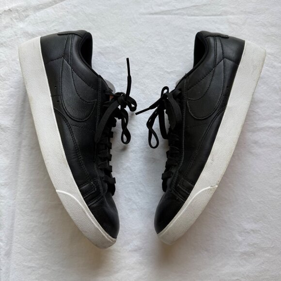 Nike Blazer Low LE BLack Black WOmens 10.5 - Picture 2 of 8